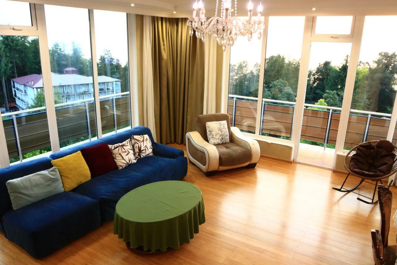 Rainbow Rooms Apart Hotel Makhinjauri Exterior photo