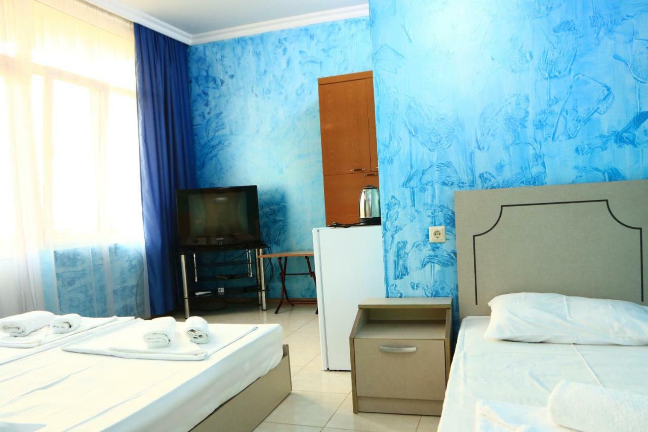 Rainbow Rooms Apart Hotel Makhinjauri Exterior photo